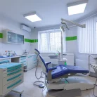 Стоматологическая клиника Дали на улице Адмирала Лазарева Фотография 1