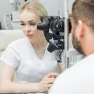 Федеральный центр офтальмологии и микрохирургии глаза YourMed на Молодёжной улице Фотография 20