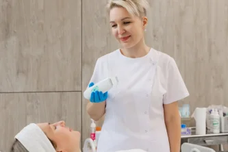 Медицинский центр YourMed на улице Авангардная Фотография 1